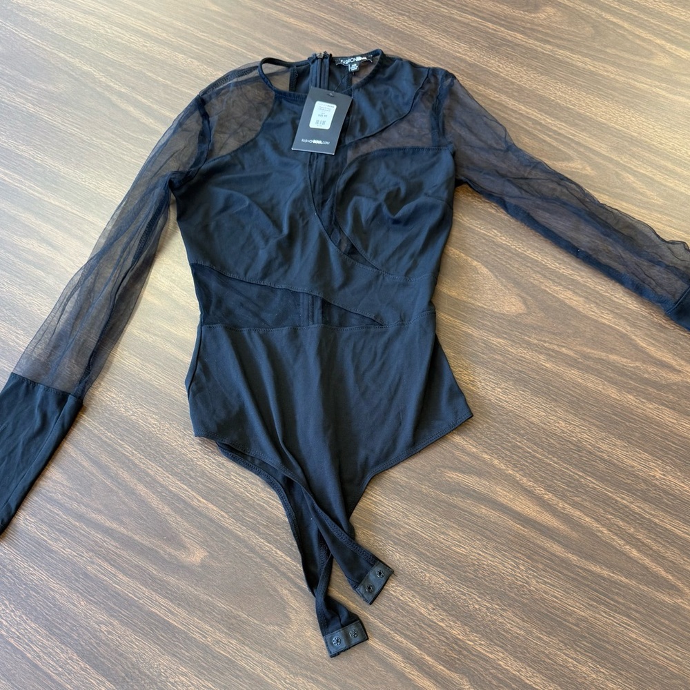 Fashion Nova Black Sheer Sleeve Bodysuit